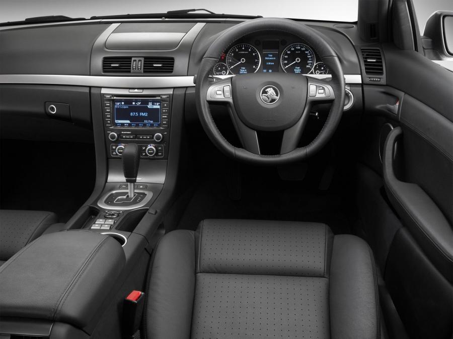  Holden Calais V 2006 года  (фото 2 из 16)